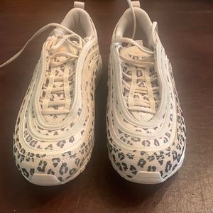 Women’s Nike Air Max 97 worn only once